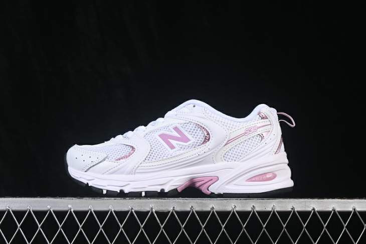 Picture of New Balance 530 _SKUfw23369976082843028fw